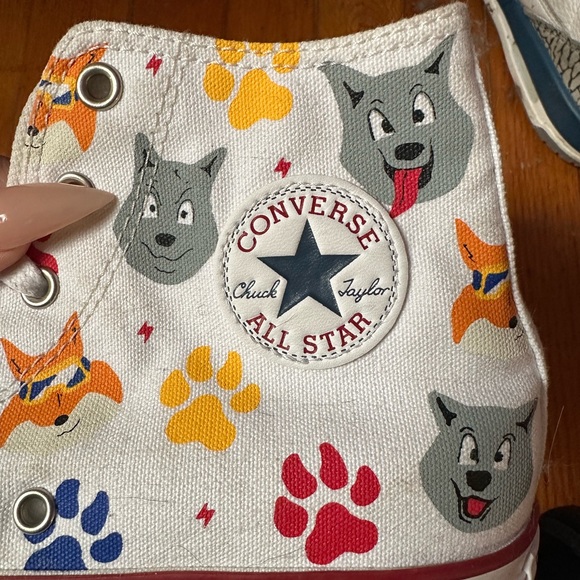 Converse - PUPPY DOGS! - Picture 3 of 7